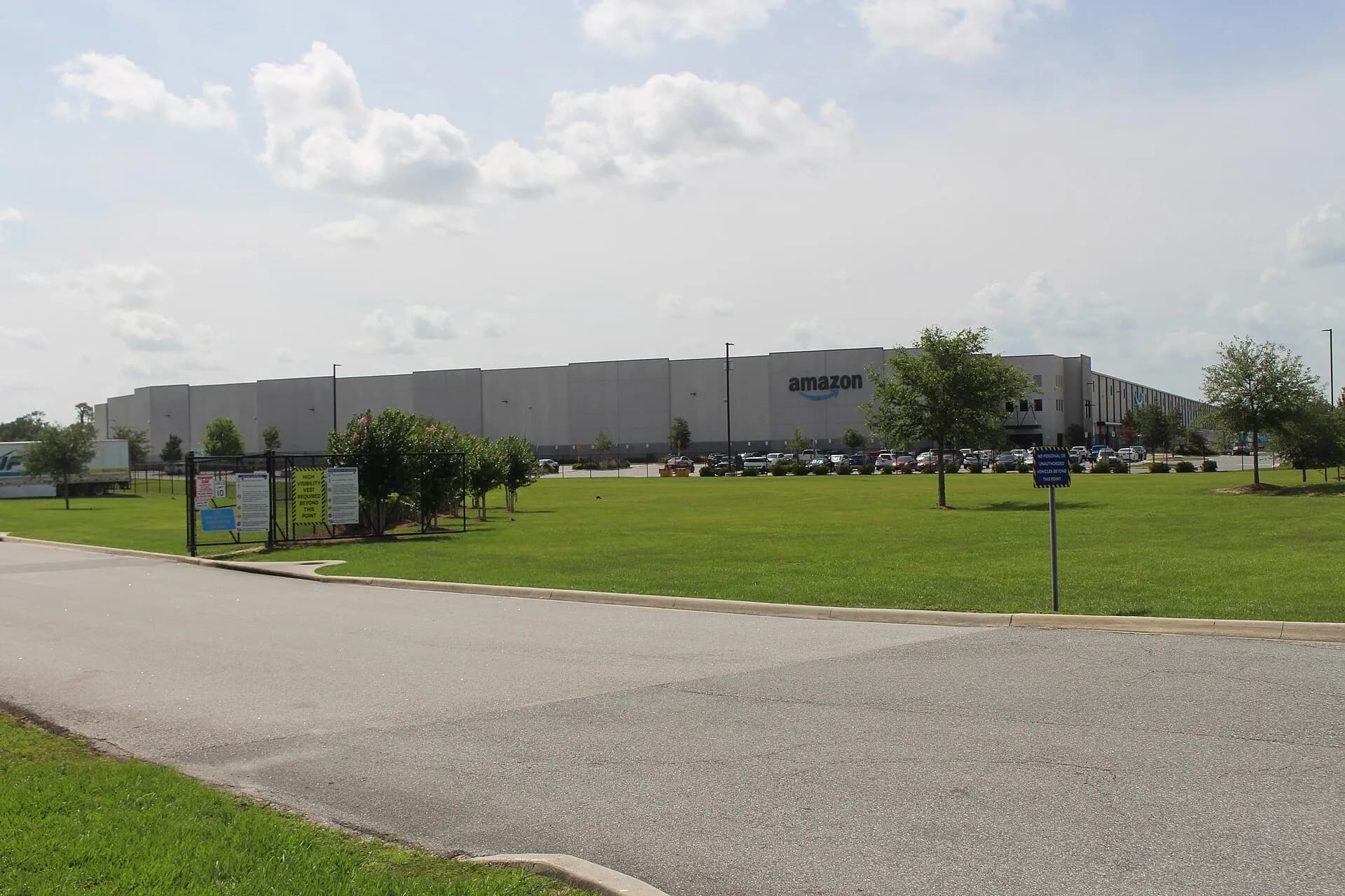 Amazon Fulfillment Center, Ocala, Marion County, Florida