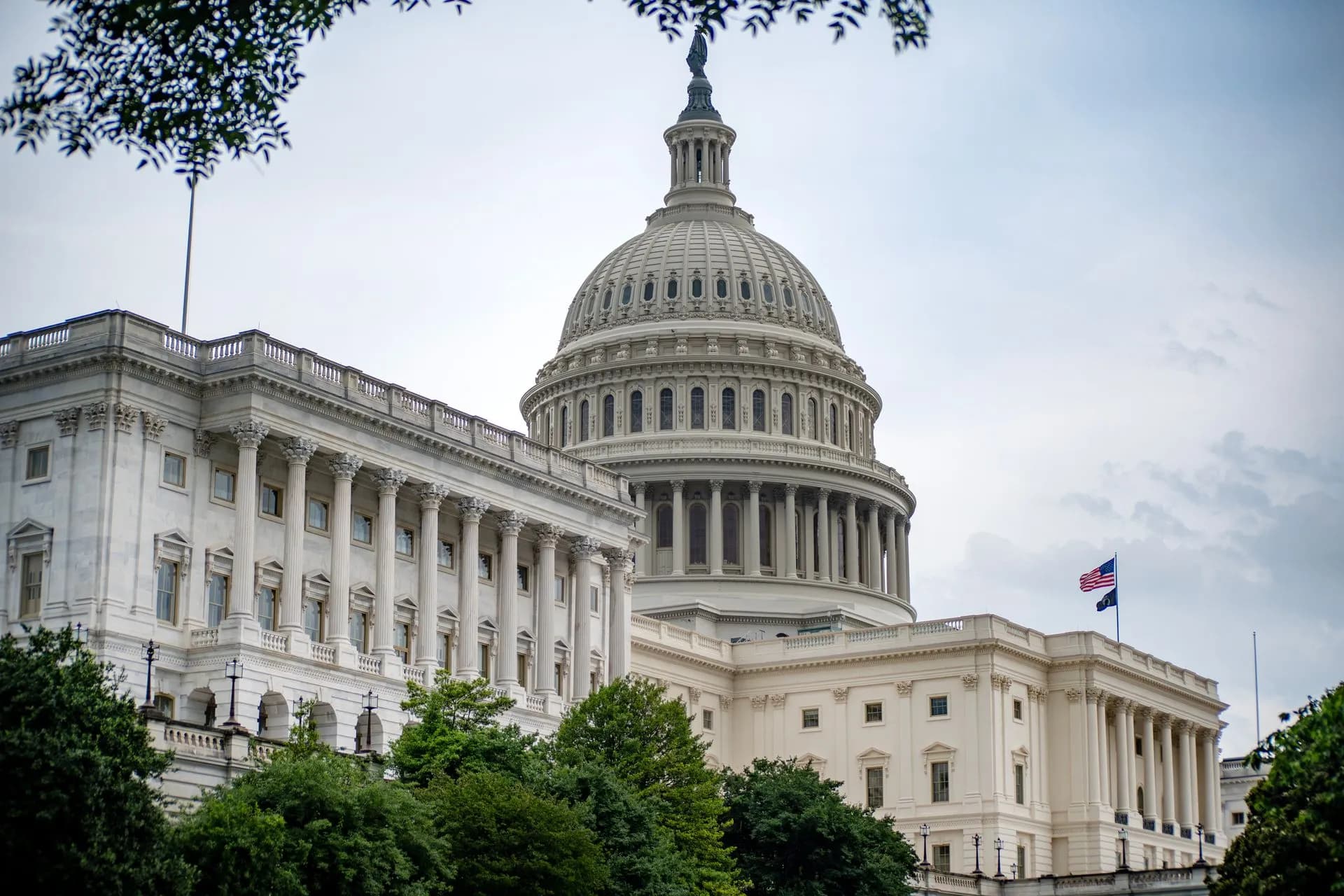 A scenic view of the iconic US Capitol Building symbolizing American democracy in Washington DC, illustrating Sen. Maria Cantwell's six-point frontier AI plan calls for NIST standards